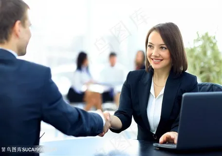 握手的男女商务人士高清图片 握手的男女商务人士高清图片