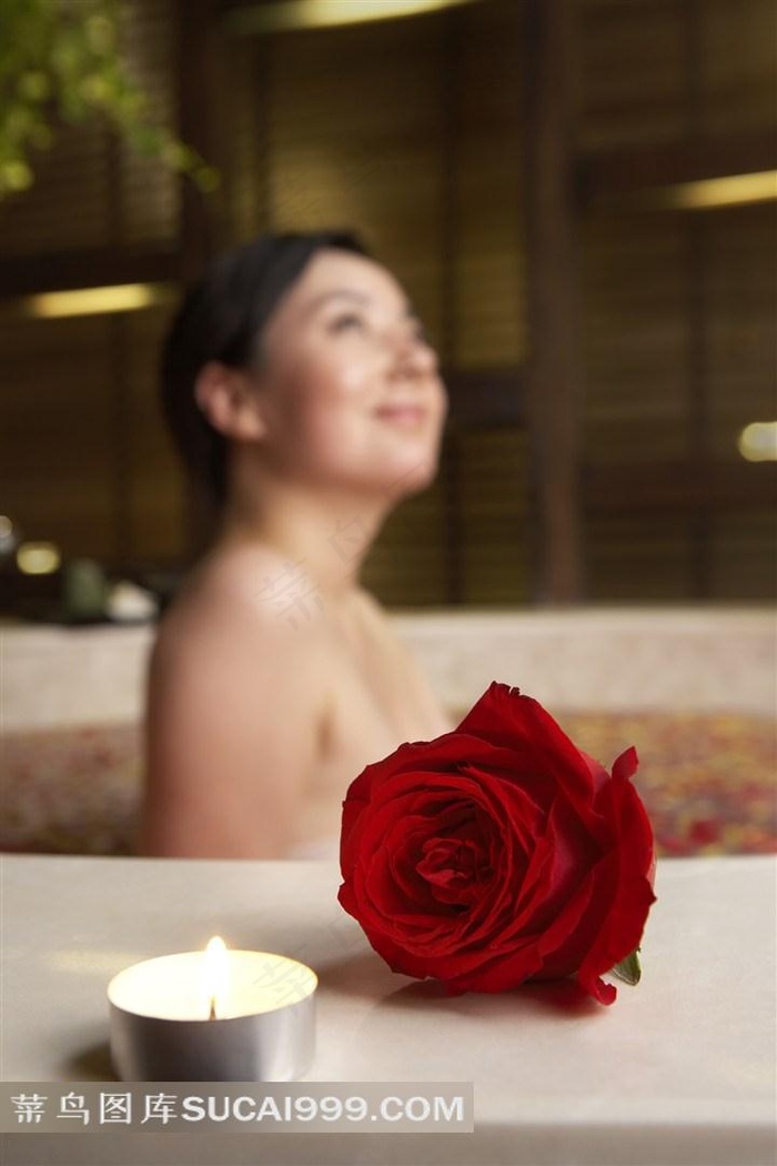 美女沐浴spa图片