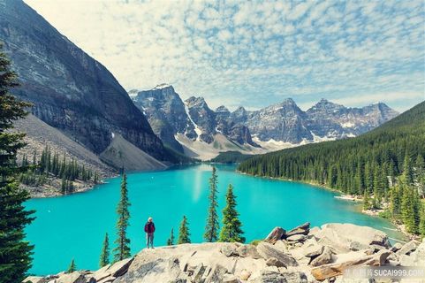 唯美的森林湖泊