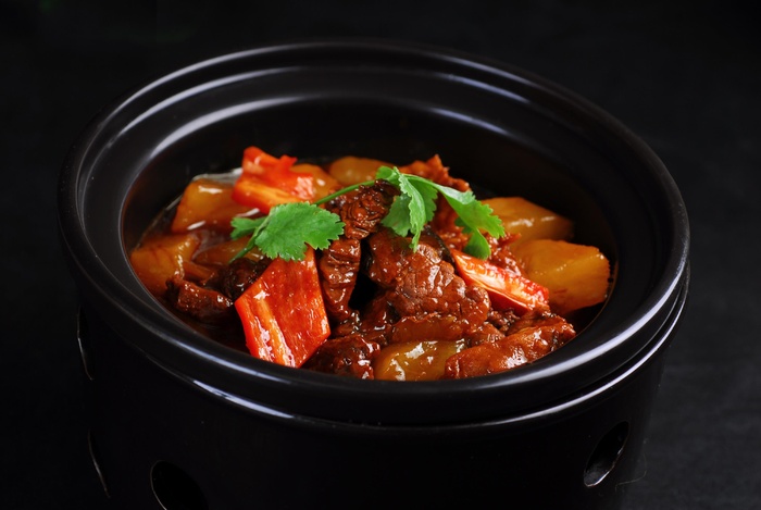 石锅煲类火锅川菜特色菜萝卜牛腩煲 