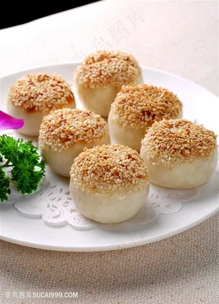 吃芝麻香煎包