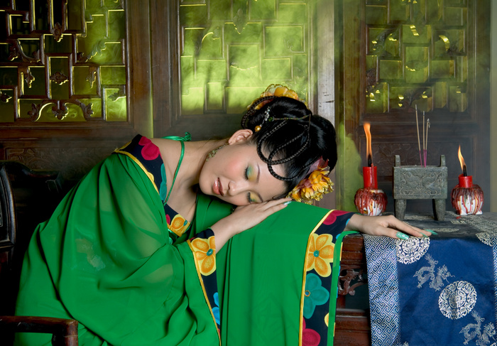 熟睡古装美女图片下载