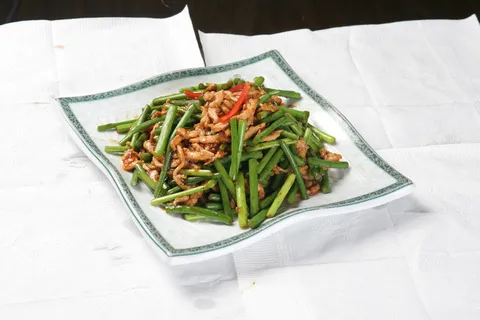 蒜苔炒肉丝-好喜来