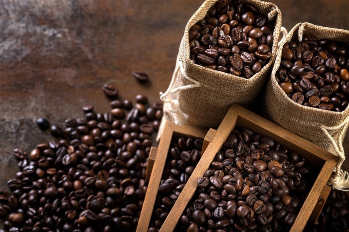 一堆咖啡果摄影高清图片