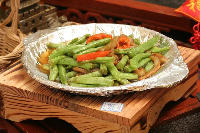 家常豆角炒茄子18元