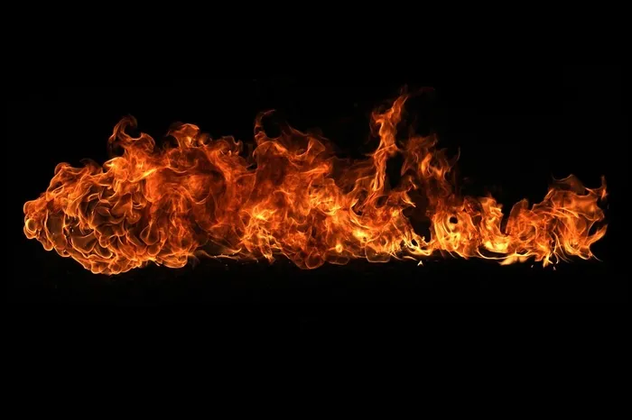 一条火焰带图片