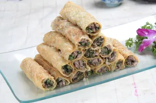 美味香椿卷 15元