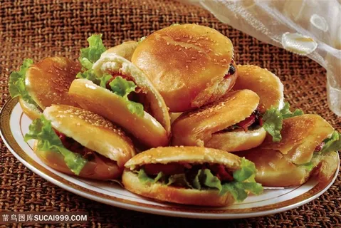 牛肉饼的美食图片