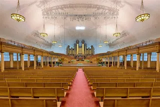 很长很长的剧院