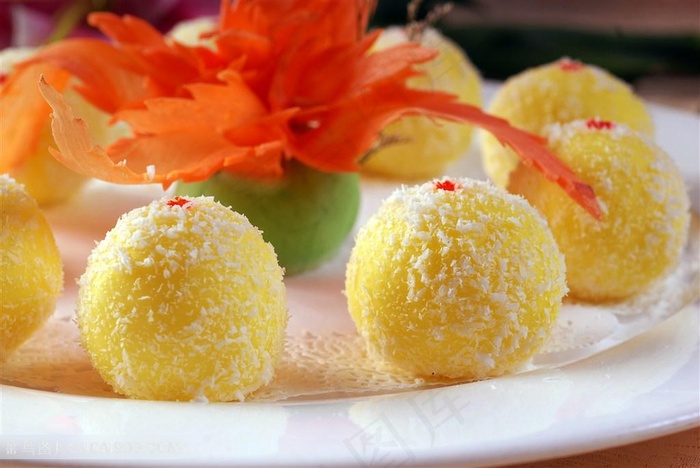 吃椰蓉橙汁球