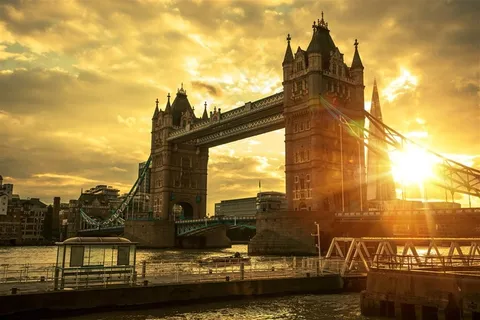 唯美英国伦敦大桥晚霞风景图片 唯美英国伦敦大桥晚霞风景图片