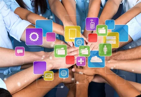 手叠在一起的商务人士素材