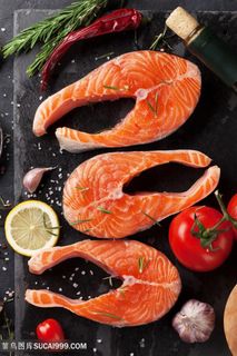 三文鱼与西红柿大蒜等食材摄影图片美食西餐图片海鲜图片
