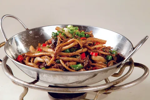 干锅美食焖锅湘菜麻辣香辣纸锅干锅茶树菇