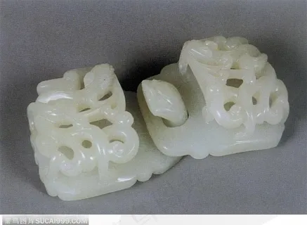 中华传统工艺-镂空雕刻的玉扣 中华传统工艺-镂空雕刻的玉扣
