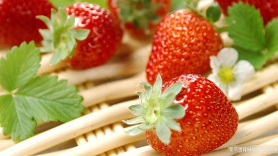 新鲜草莓图片