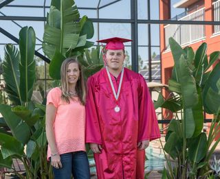 大学生毕业照片