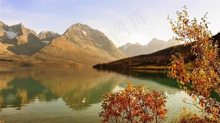 唯美秋季山水风光图片