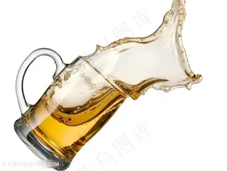 白底抠图啤酒杯