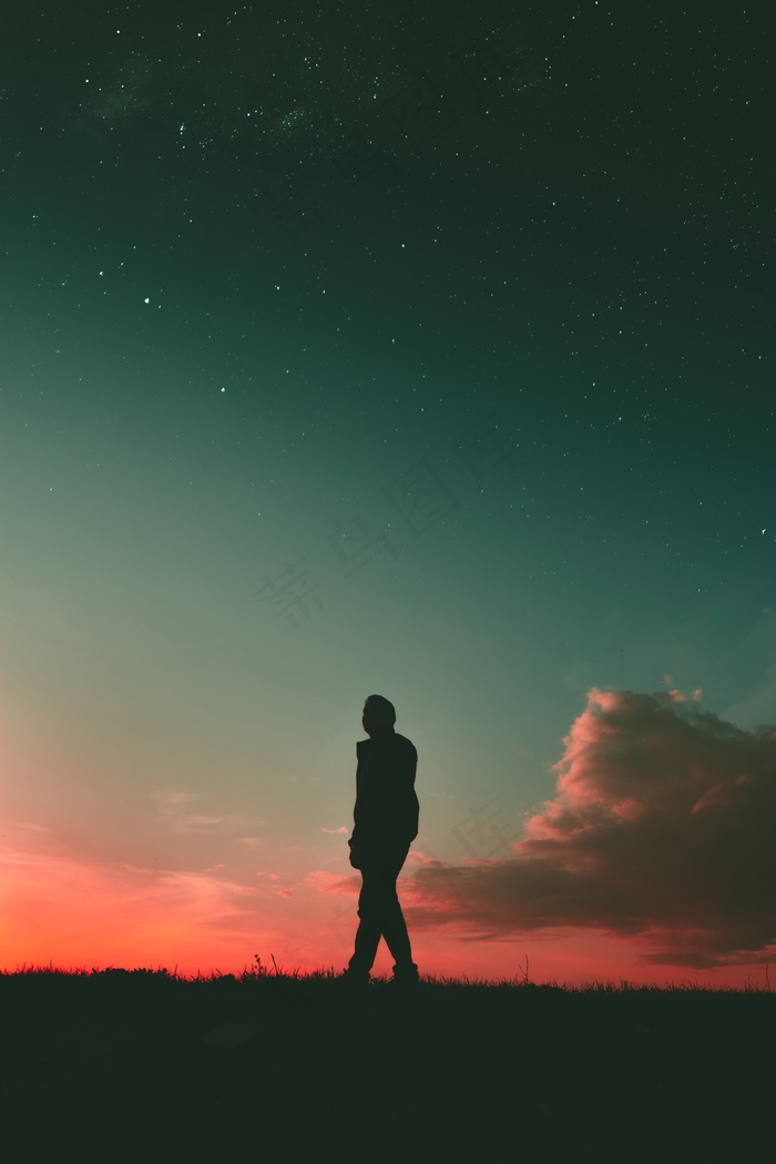 黑暗剪影唯美伤感图片