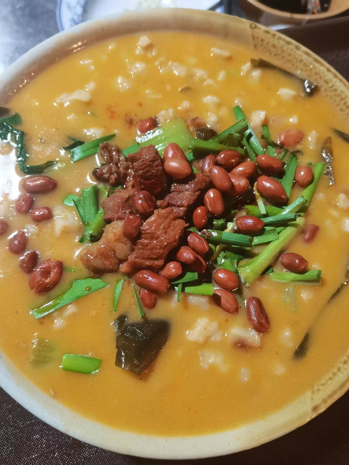 牛肉泡馍美食