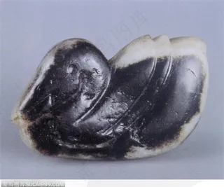 传统工艺-黑色鸭子玉器