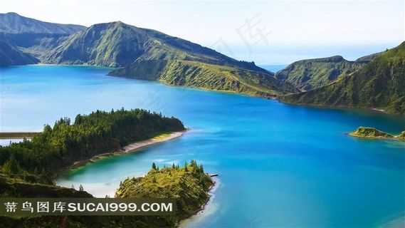 高山湖泊唯美山水风景图片