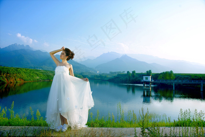 高清婚纱美女图片下载