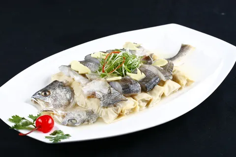 R00574千张爆黄鱼卷错 (1)