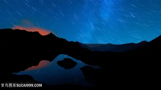 山脉黄昏壁纸风景画