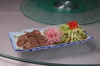 02 香芹豆干拼牛腱-大福饺子城
