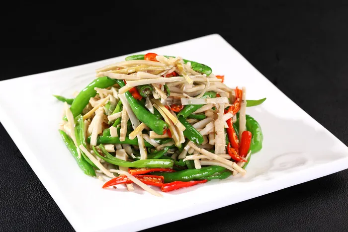 R01555杭椒炒春笋