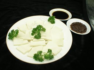 粤菜1468金石油淋生鱼片豆腐