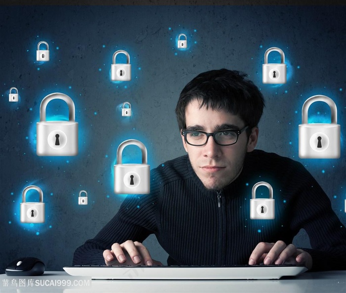 操作电脑商务人士高清图