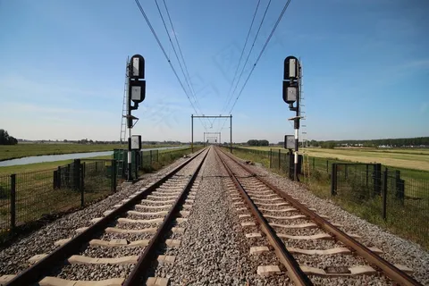 郊区轨道铁路图片 郊区轨道铁路图片
