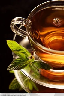 玻璃杯中装的红茶 玻璃杯中装的红茶