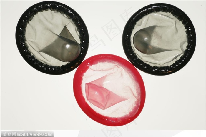 两性计生-三个避孕套