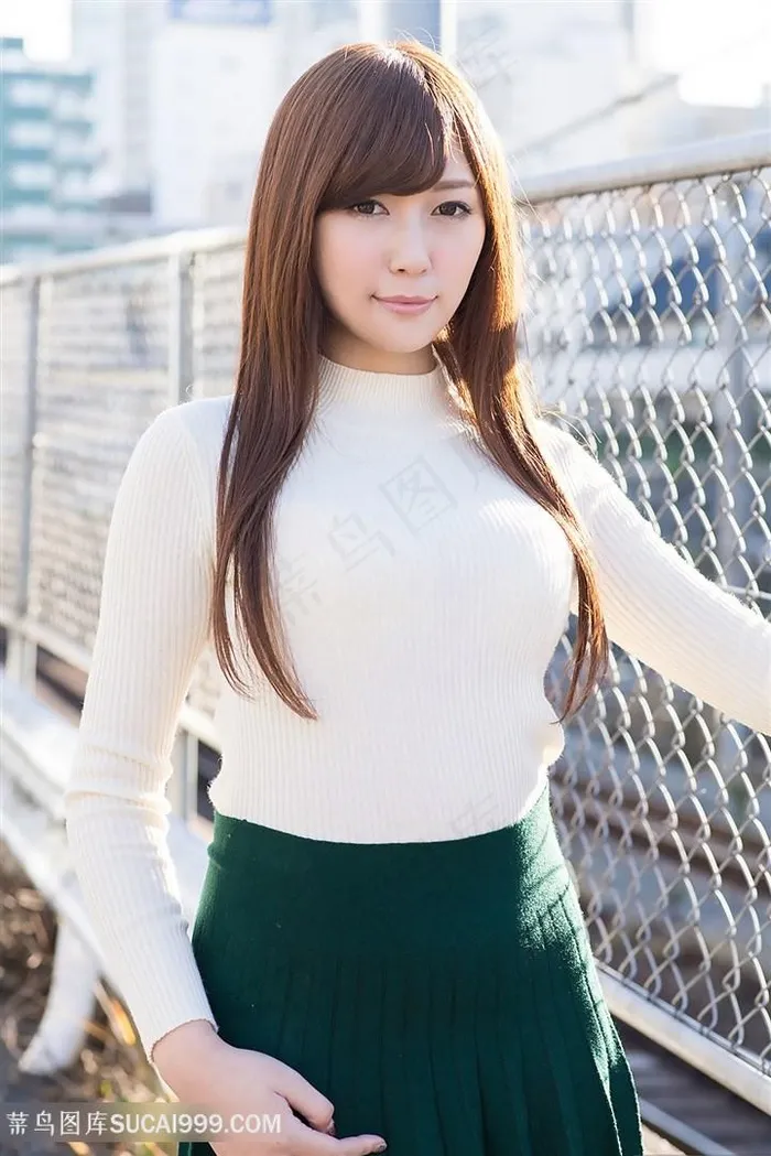 高清日本成熟少妇美女户外摄影图片