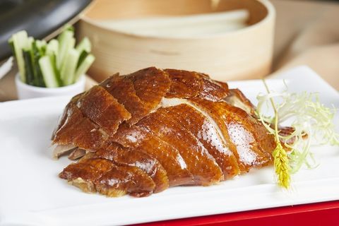 黄色北京烤鸭鸭肉鸭子