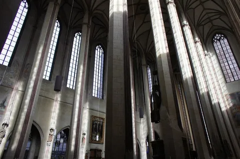 大气的国外教堂