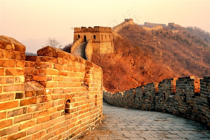 秋天万里长城图片