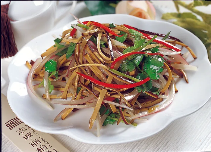 0806L-125洋葱拌香干