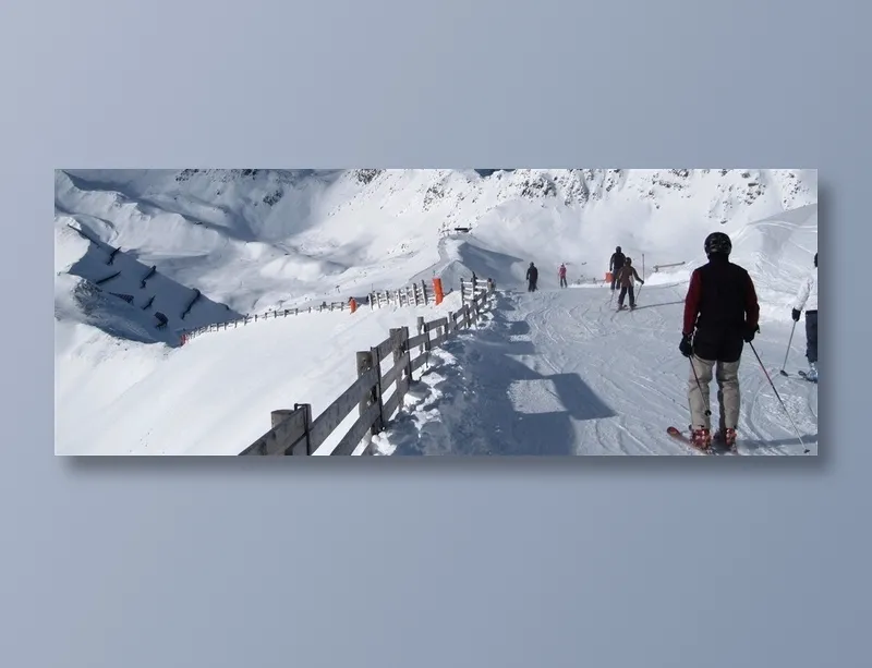 雪山滑雪美景