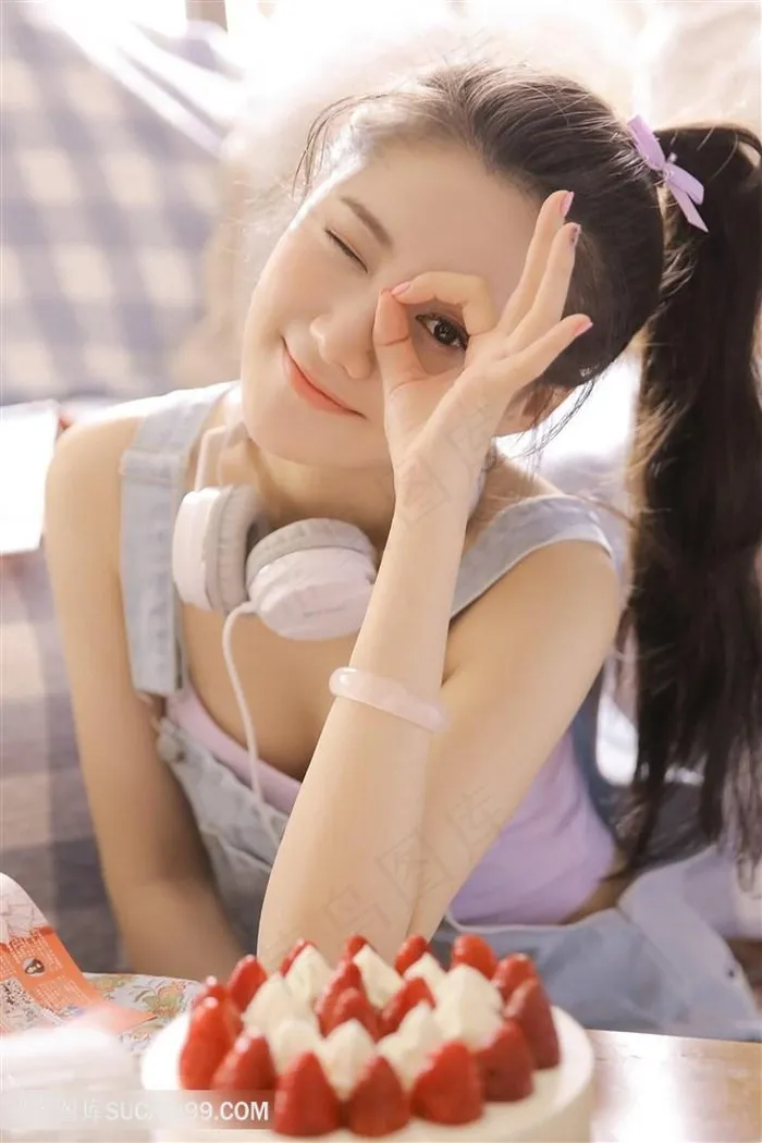 高清马尾清纯可爱美女写真