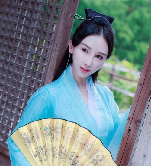 清纯唯美古风古装美女艺术摄影图片集