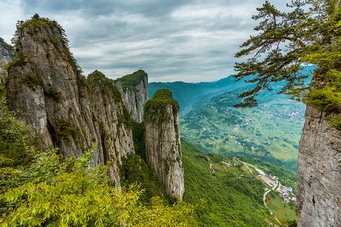 山脉 山涧 山景 山 天空 石