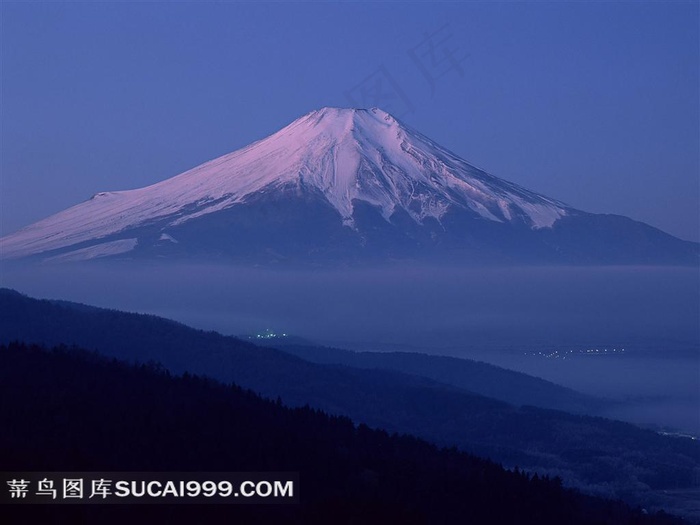 富士山美丽的夜景
