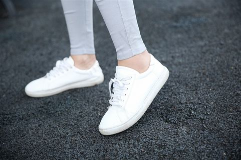 紧身裤女模特脚部摄影