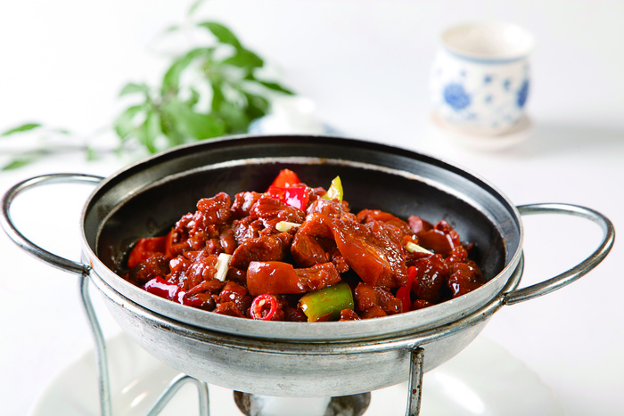 干锅美食焖锅湘菜麻辣香辣纸锅干锅带皮羊肉