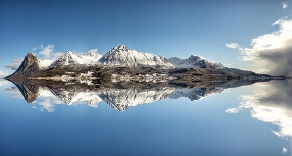 冬天高山背景风景